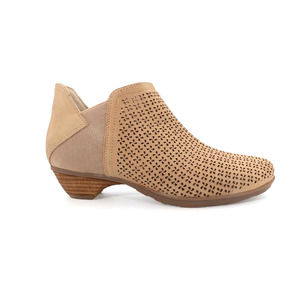 Abeo Women's Nevis Booties Boots Fashion Khaki Size US 8.5 Neutral Footbed ($)